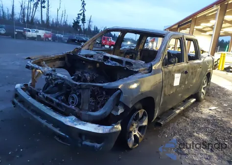 2019 Ram 1500 Laramie 4X4 5'7 Box z USA, uszkodzony, nr VIN 1C6SRFJT4KN786781